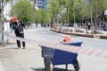 Bayramda görevlerini bırakmadılar: Temizlik işçilerinden takdirlik hareket