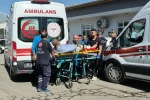 Belediye binası bahçesinde silahlı saldırı: 3 yaralı 