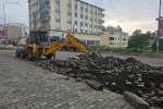 Belediye ekipleri kaldırım çalışmalarını sürdürüyor