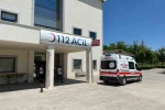 Besni’de otomobil şarampole yuvarlandı: 2 yaralı