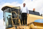 Beylikova Belediyesi hububat hasadına başladı