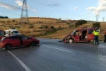 Bilecik’te iki otomobil kafa kafaya çarpıştı: 4 yaralı