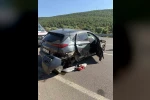 Bingöl’de otomobil bariyerlere çarptı: 2 yaralı