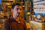 Binlerce antika ile süslenen müze görünümlü ilginç kafe