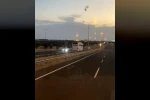 Birecik’te otoyolda tehlikeli anlar: Yolcu otobüsü ters yönde ilerledi 