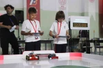 Bolu’da öğrenciler tasarladıkları mini robotlarla yarıştı