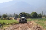 Bozdoğan Belediyesi ova yollarında çalışmalara devam ediyor