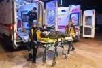 Bursa’da motosiklet yayalara çarptı: 1’i ağır 2 yaralı