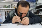 Büyük mekanizmadan kol saatlerine saatçilik mesleğinin sabır isteyen yolculuğu