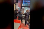 Büyükçekmece’de siparişi geç gelen şahıs, çalışanların üzerine yürüdü