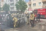 Çakmak yüklü araç alev alev yandı