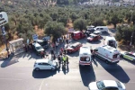 Çanakkale-İzmir karayolunda can pazarı: 4 aracın karıştığı kazada 4 kişi yaralandı