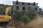 Çanakkale’de 11 kaçak yapı yıkıldı