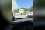 Çanakkale’de başıboş gezen çöp konteynerleri ile sürücünün imtahanı