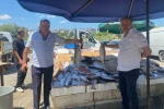 Çarşambalı balıkçı ikizler 40 yıldır aynı tezgahta