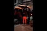 Çatılardan atlayarak izini kaybettirmeye çalıştı, polis ekiplerinden kaçamadı