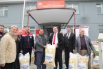 Çeltikçi’de üreticiye aspir tohumu desteği