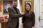 CHP Karesi İlçe Kadın Kolları Başkanı Sabiha Gören AK Parti’de