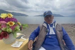 Çiçekli masa Marmaris’in simgesi haline geldi