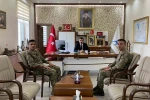 Çıldır 2. Hudut Tabur Komutanı Günfer’den Kaymakam Akköz’e ziyaret