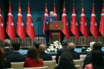 Cumhurbaşkanı Erdoğan: "Ana muhalefet partisi içindeki tartışmaların hiçbiri bizi ilgilendirmiyor"