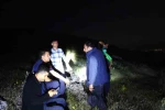 Dağlık alanda mahsur kalan baba ve oğlu kurtarıldı
