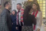 Damada takı yerine çubuk kraker taktılar