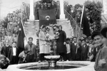 Demirci’de 97 yıl önceki cumhuriyet karesi yeniden canlandı