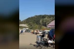 Denizde boğulma tehlikesi geçiren kişiyi vatandaşlar kurtardı