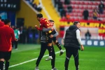 Denswill ve Furkan Soyalp ilk gollerini attı