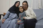 Depremde 3 evladını kaybeden acılı anne, çocuklarının kendine emaneti olan torunlarıyla hayata tutundu