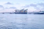 Dev vinç gemisi ’Saipem 7000’ İstanbul Boğazı’ndan geçiyor