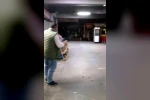 Devrek’te dehşet anları kamerada: Tüfekle iş yerine kurşun yağdırdı