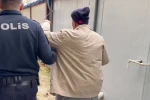 Dilenci, zabıtanın el koyduğu parayı almak için geri döndü