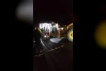 Diyarbakır’da buğday yüklü tır devrildi, yol saatlerce kapalı kaldı
