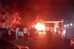 Diyarbakır’da park halindeki araç alev topuna döndü 