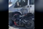 Dolmuşa yandan çarpan motosikletin sürücüsü yaralandı