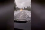 Dolu yağışı yolu beyaza bürüdü