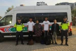 Dört düzensiz göçmen otoyol jandarmasına takıldı