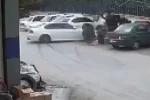 Drift atan, hızlı gelen kaza yapıyor
