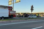 Düğün konvoyundaki otomobil bariyerlere çarptı: 1 ölü, 3 yaralı