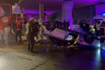 ‘Dur’ ihtarına uymayarak kaçan otomobil takla attı: 2 yaralı