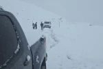 Durankaya-Şivekür yolu kar ve tipi nedeniyle ulaşıma kapandı