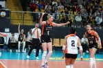 Eczacıbaşı Dynavit, derbide V. Bank’ı 3-1’le geçti
