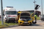 Edirne’de ambulans ile taksi çarpıştı: 5 yaralı