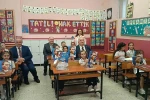 Edirne’de öğrenciler karne sevinci yaşadı