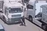 Edirne’de tırın altında kalan yaya hayatını kaybetti