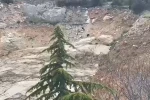 Eğirdir’de tırmandıkları kayalıklarda mahsur kalan çocuklar kurtarıldı