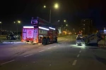 Ehliyetsiz sürücünün karıştığı kazada kamyonet takla attı: 2 yaralı