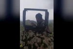 Elazığ’da çoban, kırık televizyonla hava durumu sunup doluya karşı uyardı